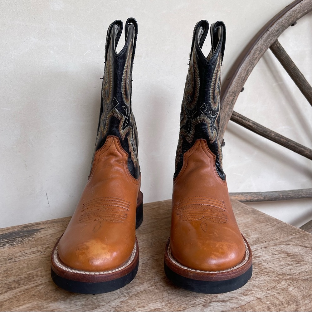 ARIAT COWBOY BOOTS Black Brown Embroidered Leather Mens Boys 5.5B NEW Retail$240 - Picture 9 of 14